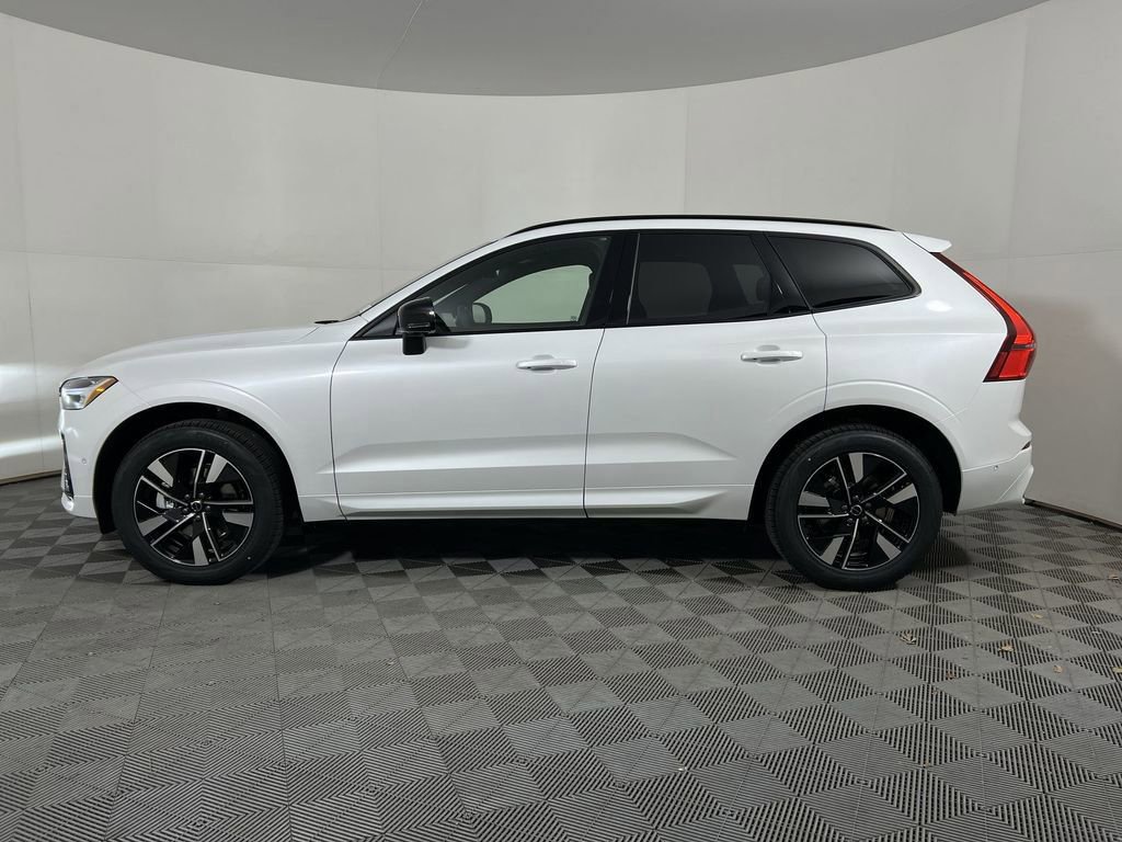 New 2026 Volvo XC60 B5 Plus w/ Protection Package image 5