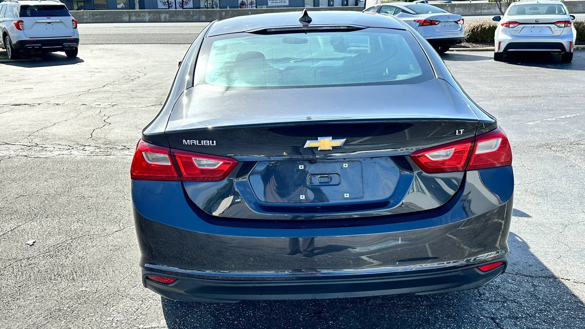 Used 2023 Chevrolet Malibu LT FWD image 6