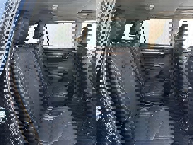 Used 2023 Toyota Highlander Limited image 34