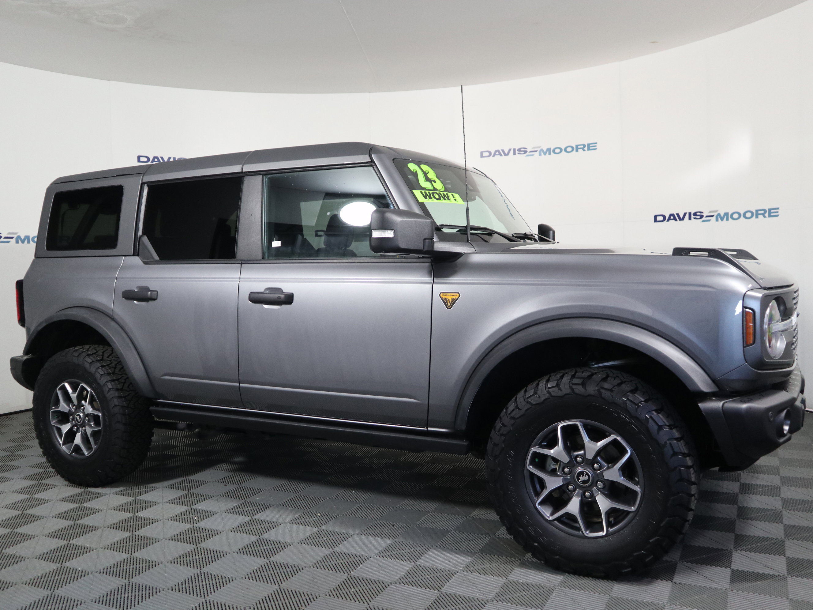 Used 2023 Ford Bronco Badlands image 4