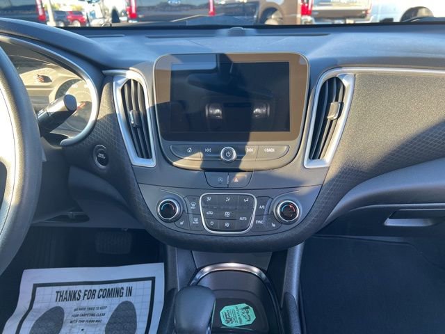 Used 2024 Chevrolet Malibu LT image 24