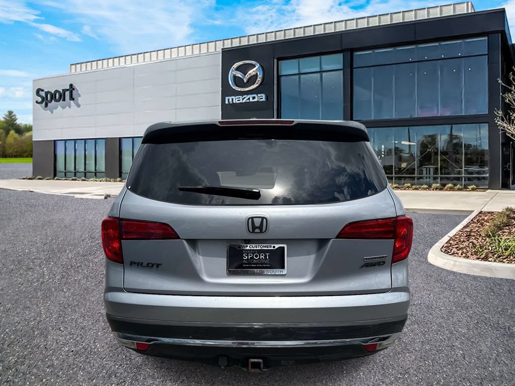 Used 2017 Honda Pilot Touring image 5