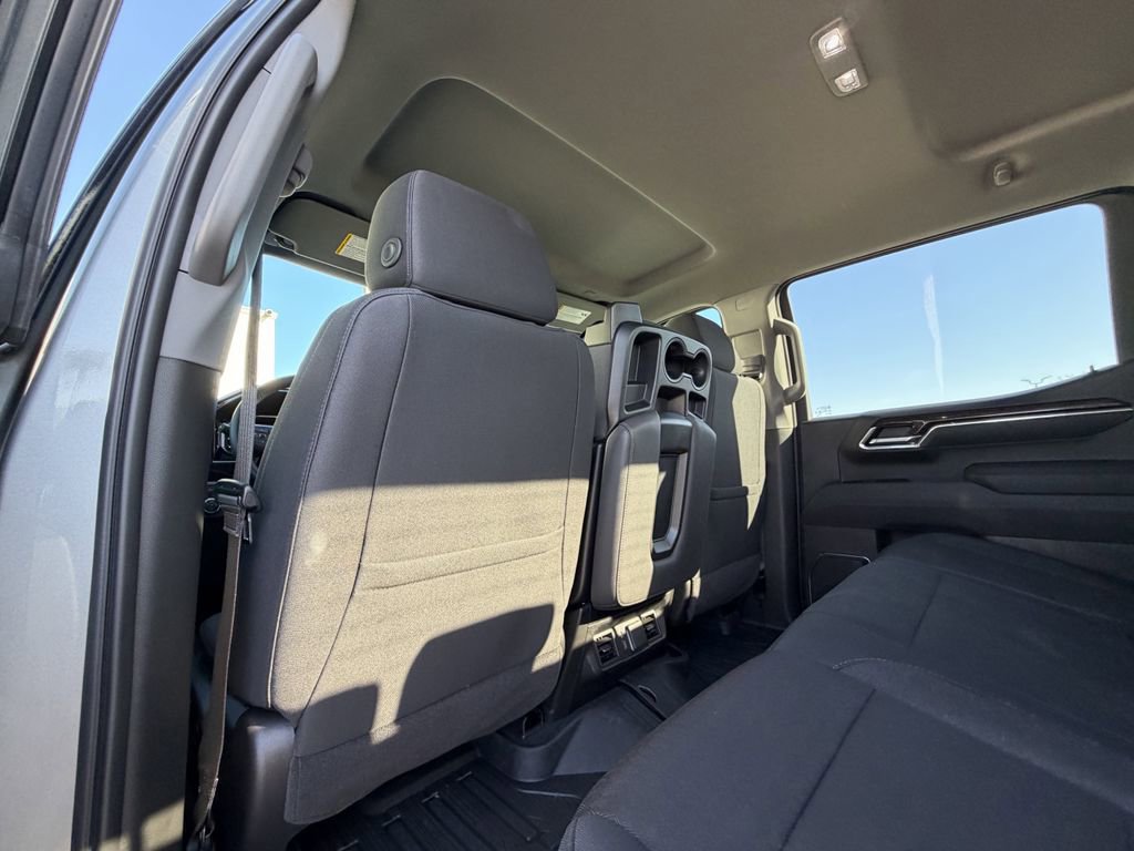 Used 2026 GMC Sierra 1500 Elevation w/ LPO, Elevation Black Package AWD/4WD image 12