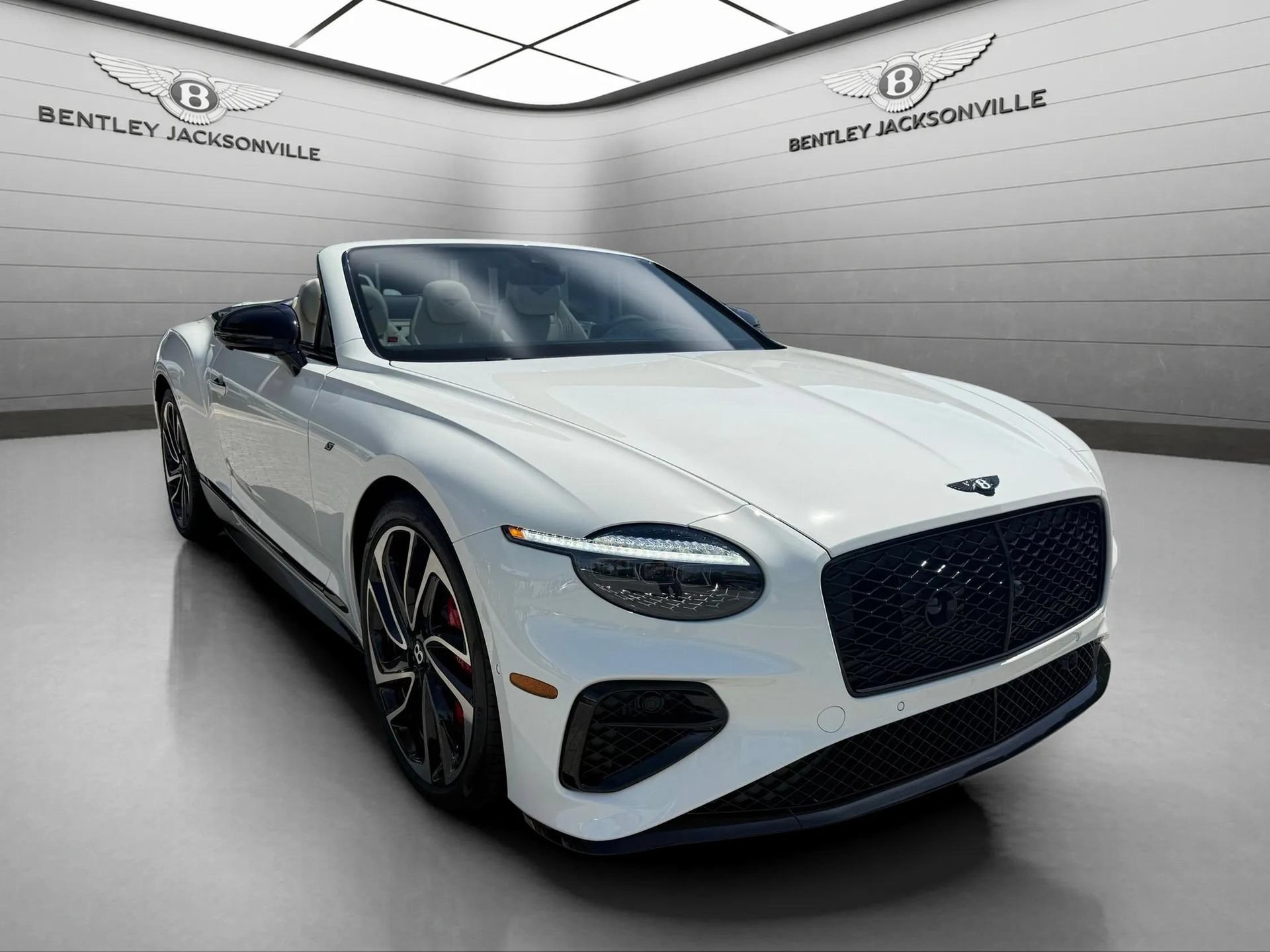 New 2026 Bentley Continental GTC AWD/4WD image 9