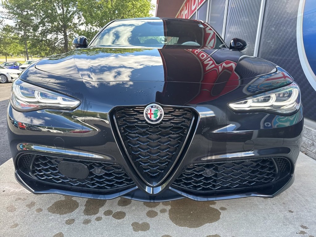 New 2025 Alfa Romeo Giulia AWD w/ Driving Assist Package image 4