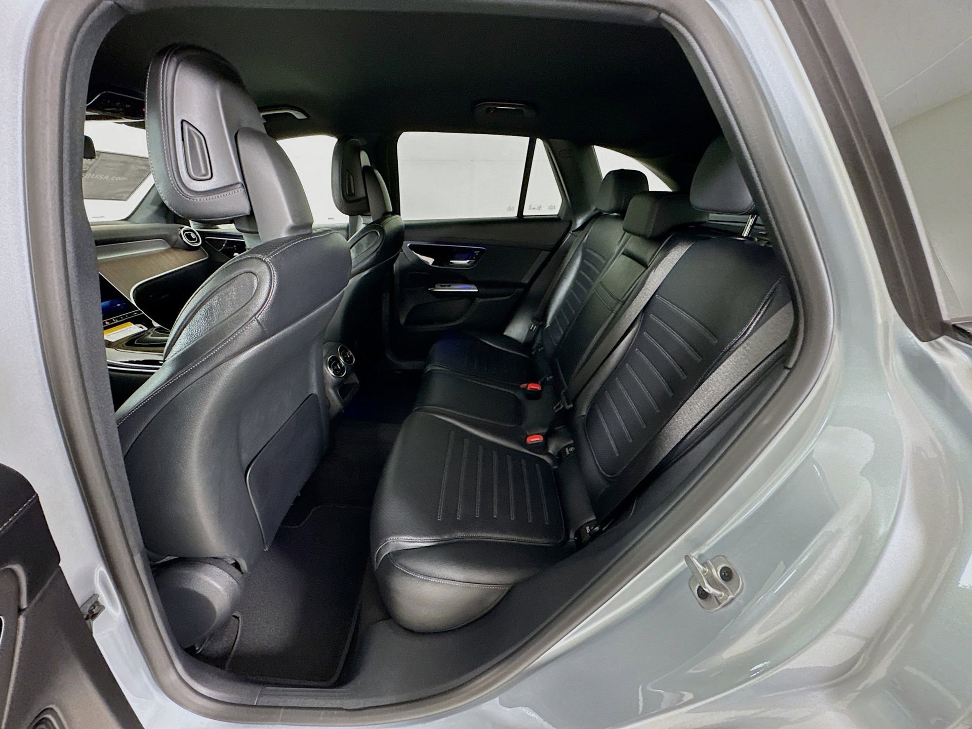 New 2026 Mercedes-Benz GLC 300 image 25