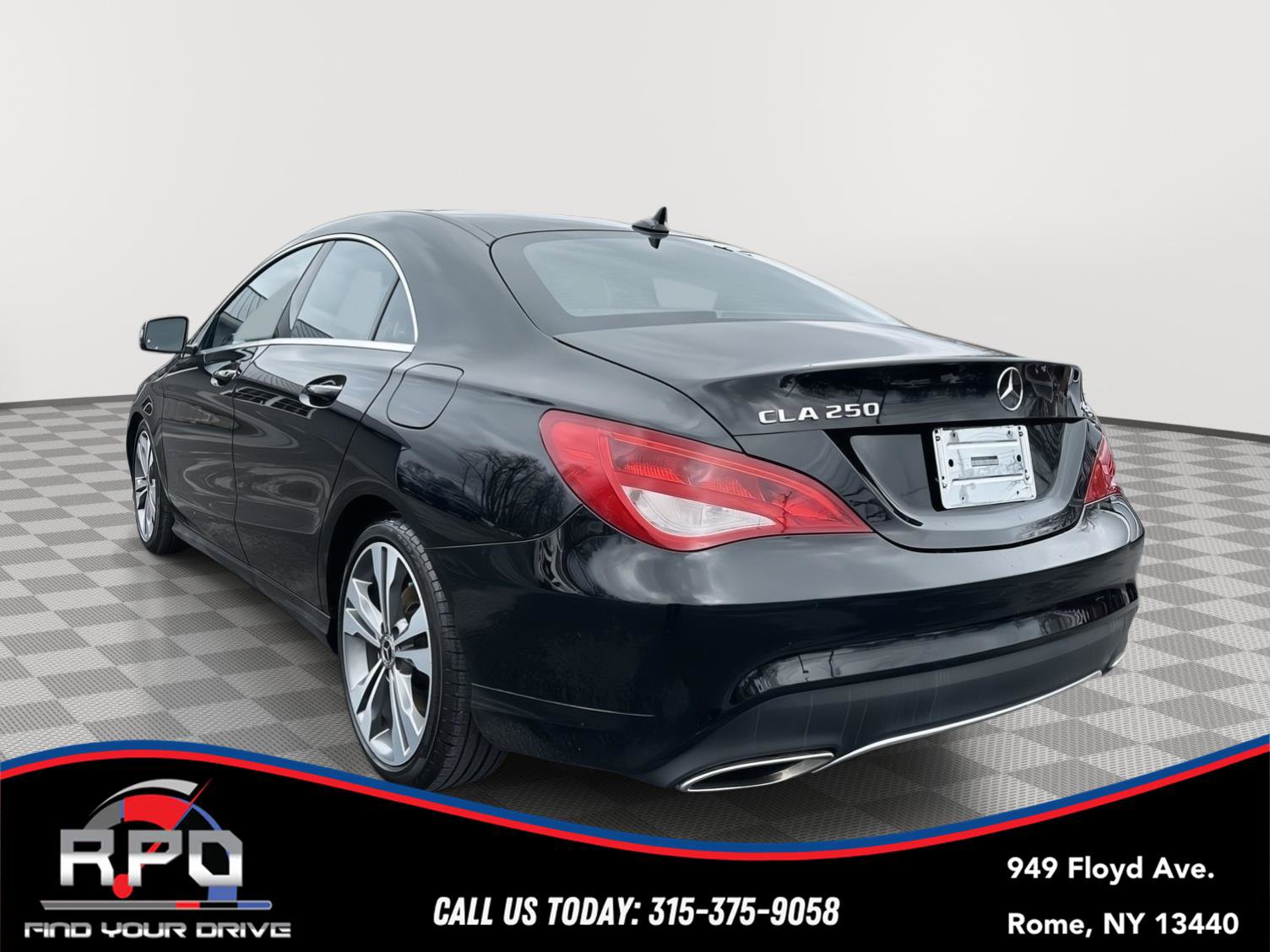 Used 2019 Mercedes-Benz CLA 250 4MATIC image 3