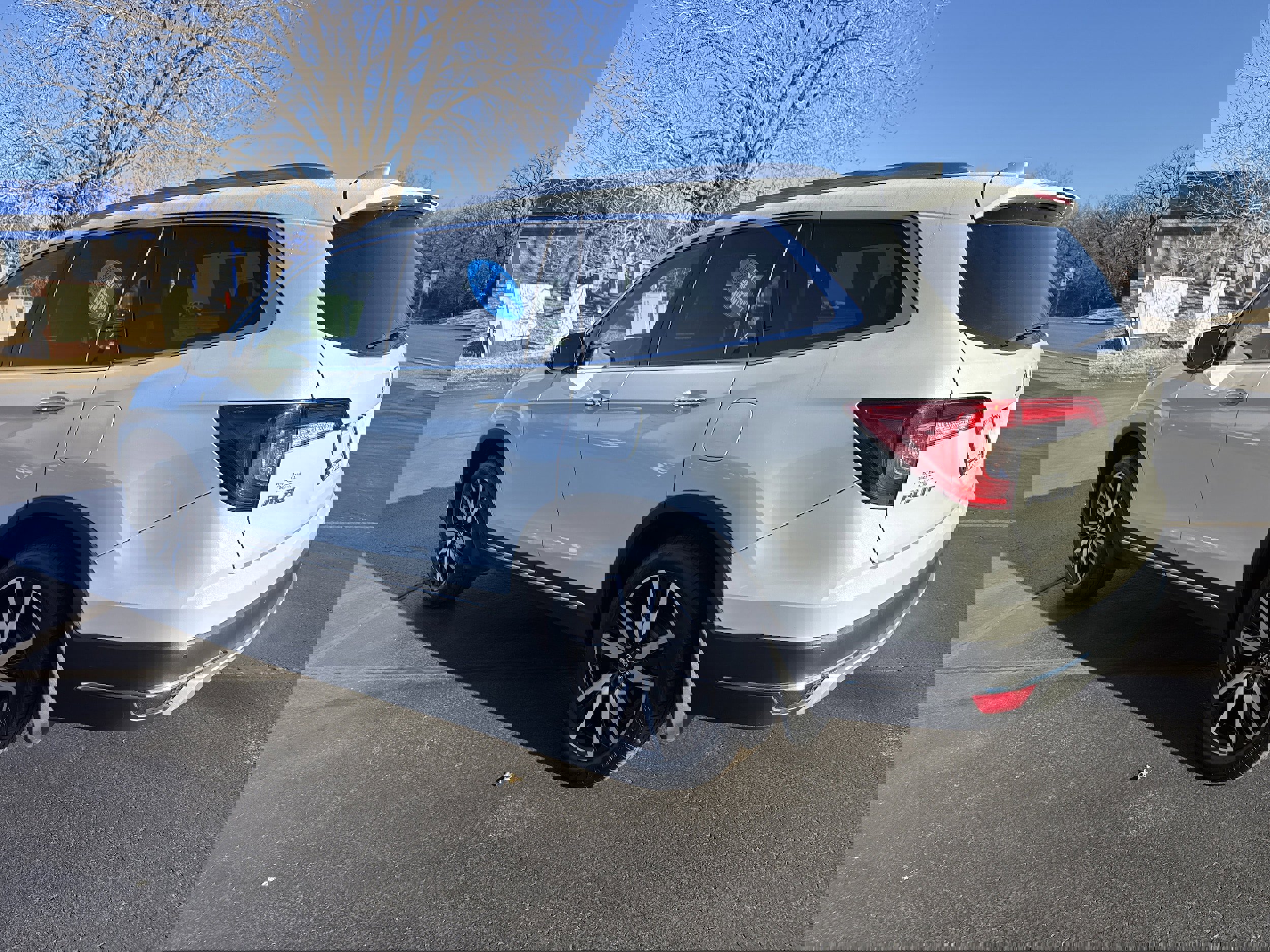 Used 2021 Honda Pilot Elite image 3