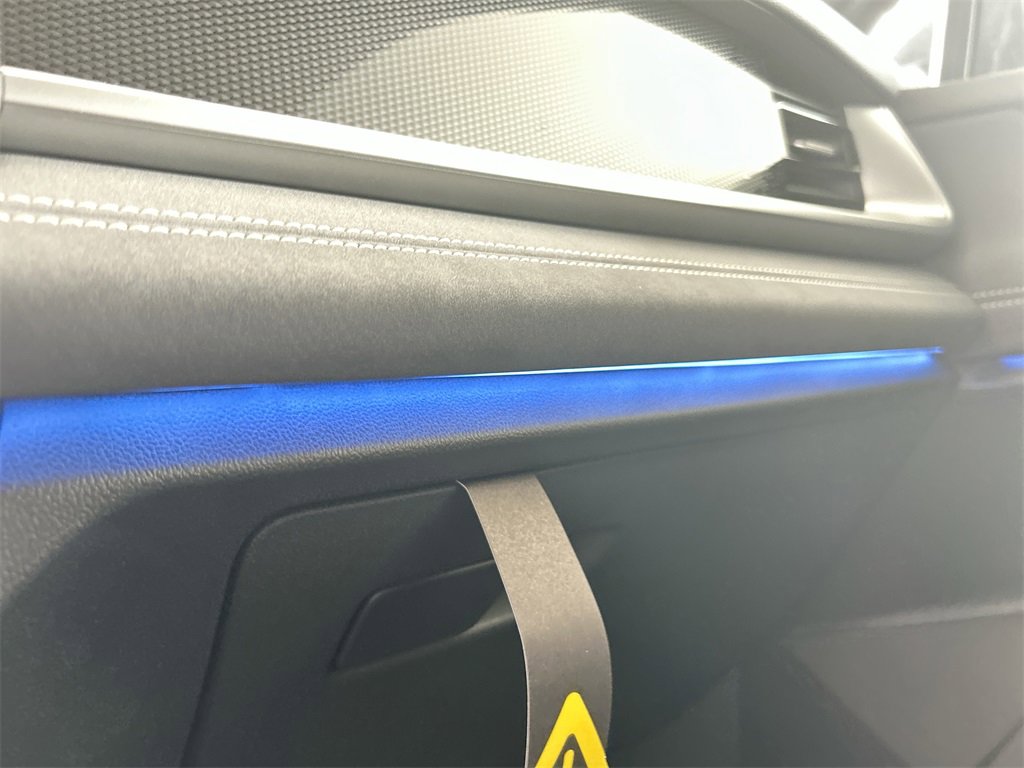 New 2026 Volkswagen Tiguan SE R-Line image 28