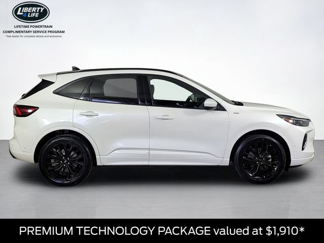 Certified 2023 Ford Escape ST-Line Elite w/ Premium Technology Package AWD/4WD image 2