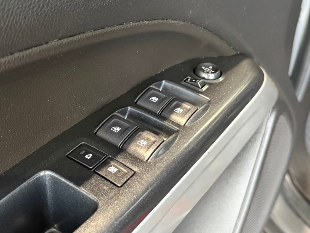 Used 2021 Chevrolet Colorado LT w/ LT Convenience Package image 15