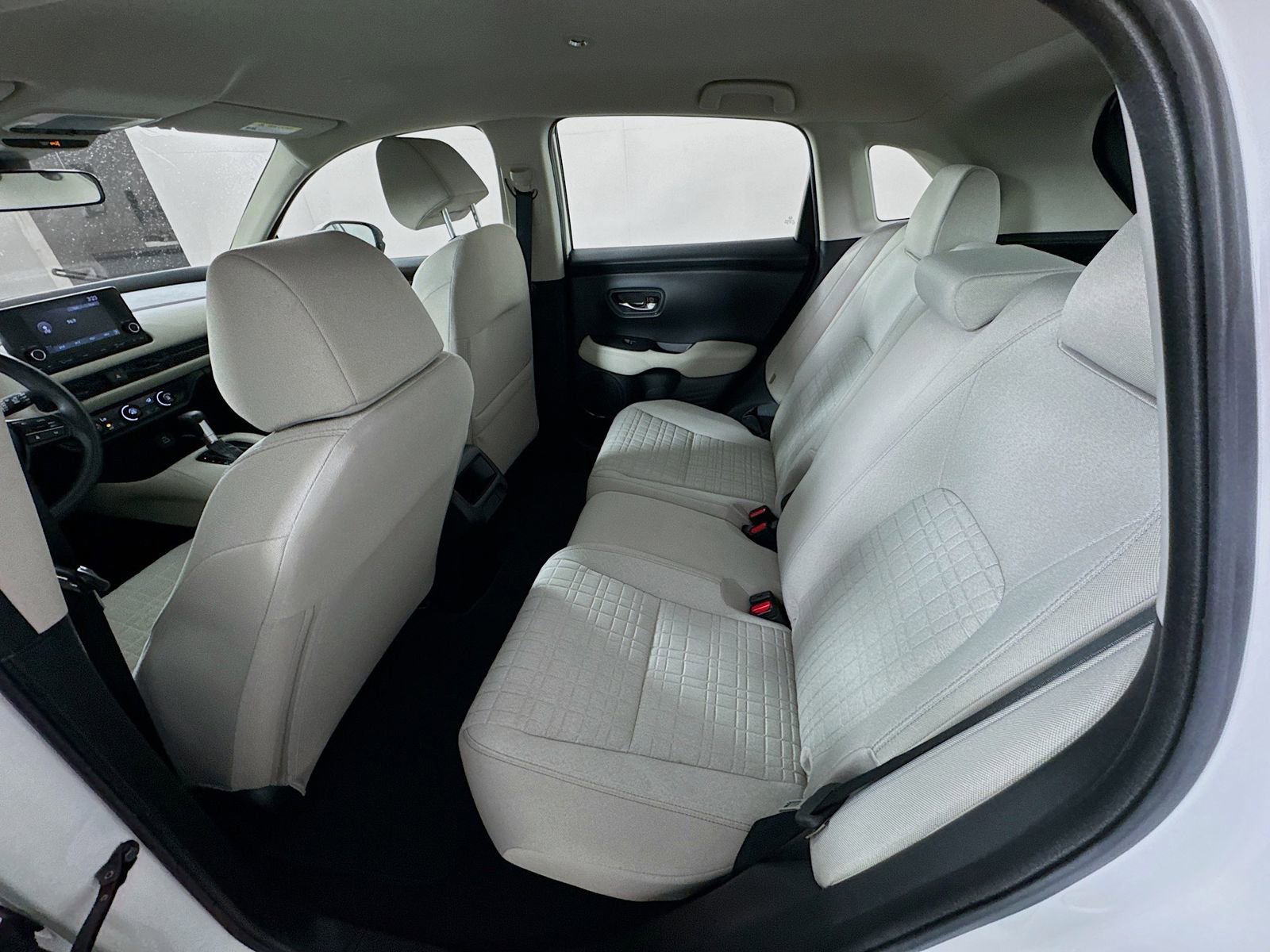 Used 2024 Honda HR-V LX image 19