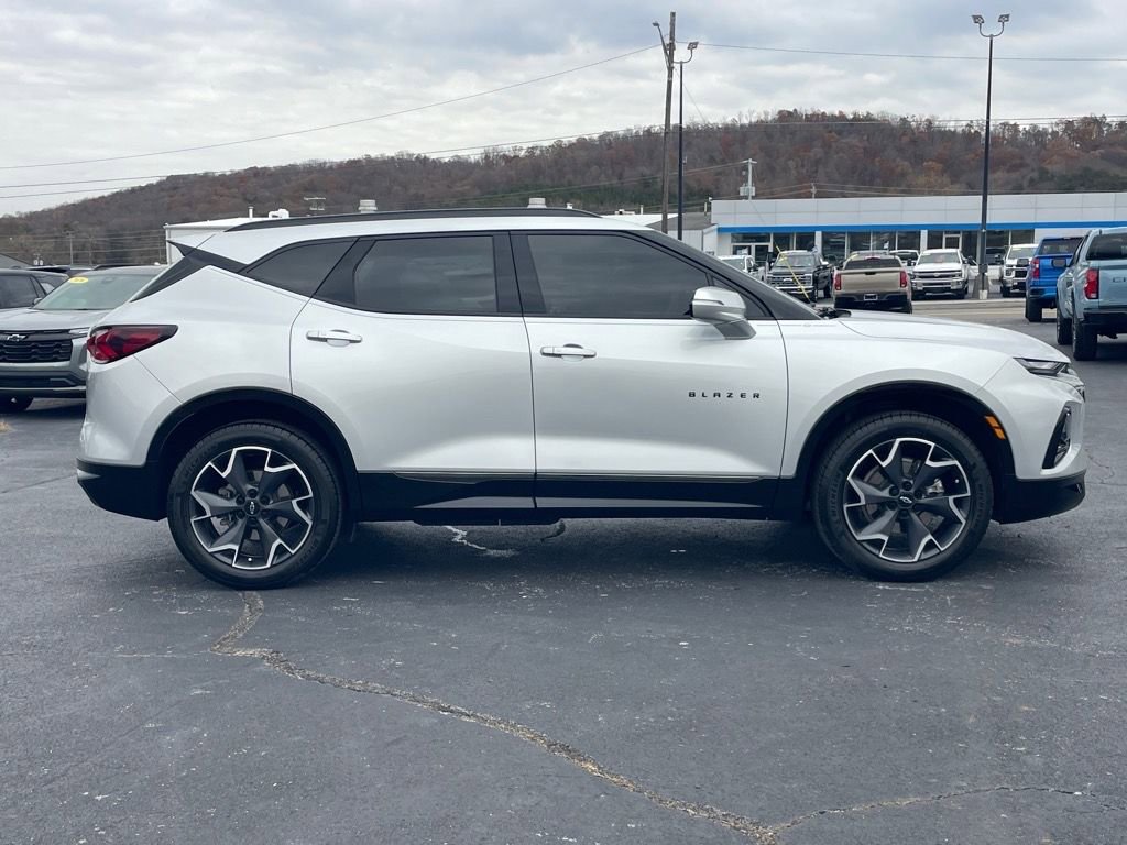 Used 2021 Chevrolet Blazer RS w/ Enhanced Convenience Package image 8