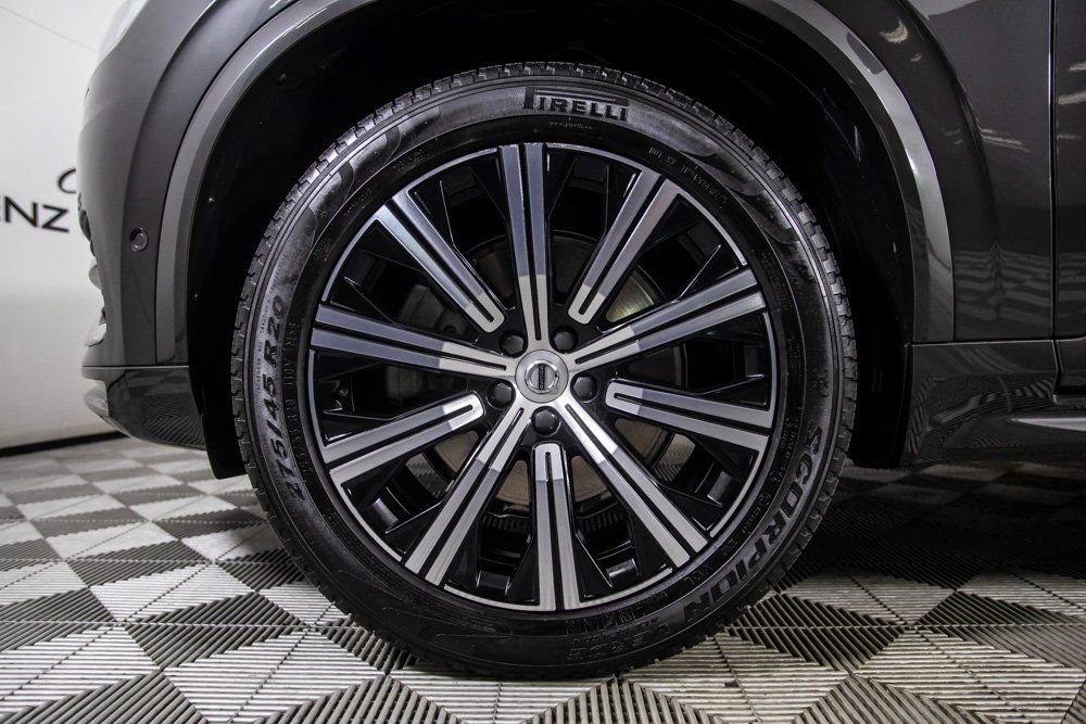 Used 2023 Volvo XC90 B6 Plus w/ Protection Package Premier image 43