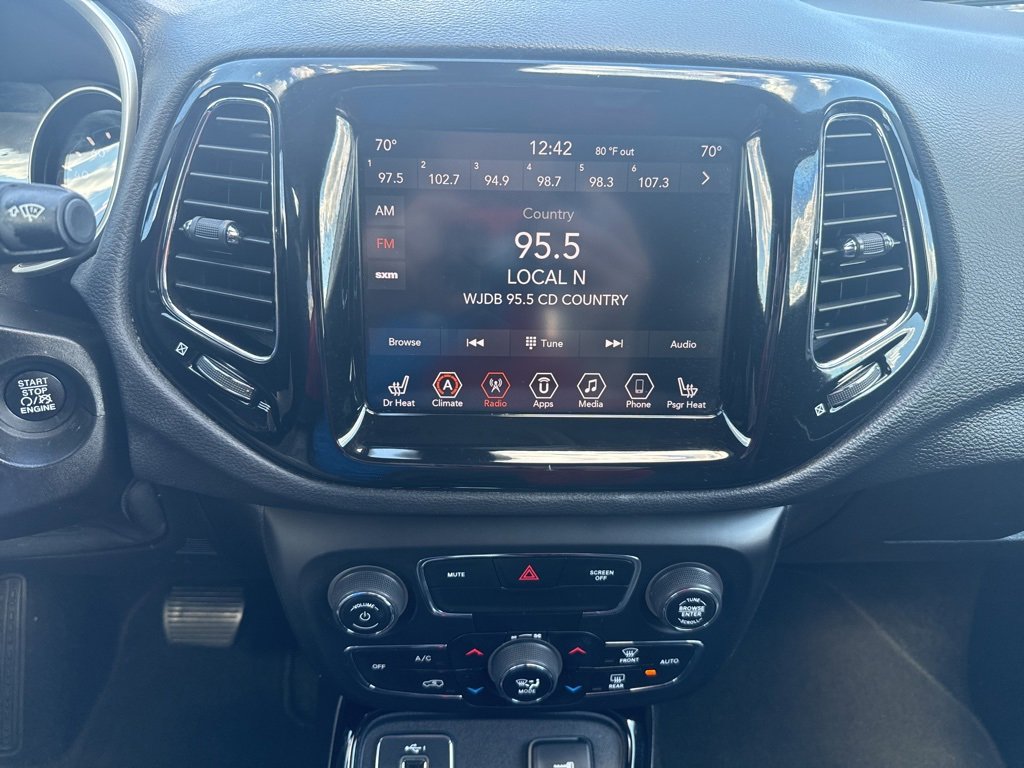 Used 2020 Jeep Compass Limited image 28