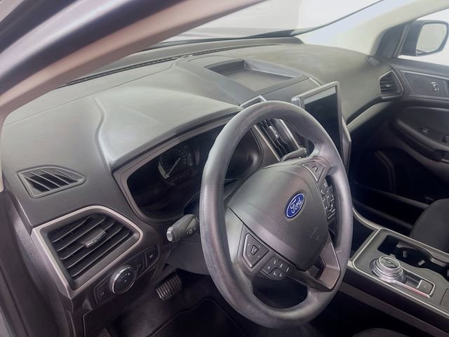 Used 2022 Ford Edge SE image 10