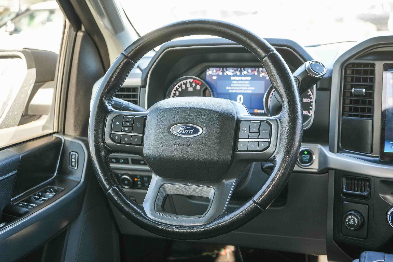 Certified 2022 Ford F150 XLT w/ Equipment Group 302A High RWD image 17