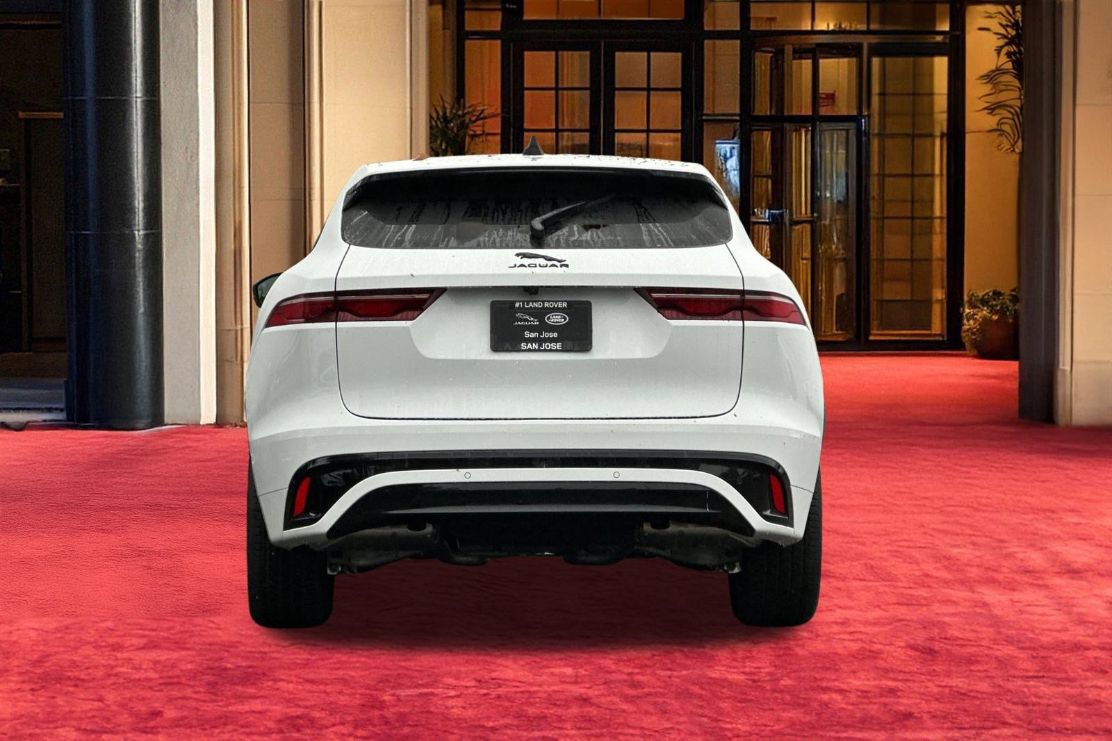 New 2025 Jaguar F-PACE R-Dynamic S image 11