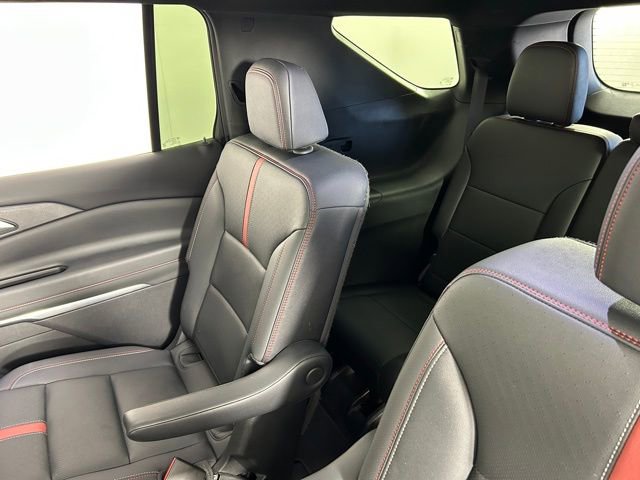 Used 2024 Chevrolet Traverse RS image 15