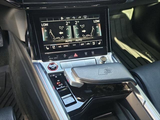 Certified 2023 Audi e-tron S Premium Plus w/ Black Optic Package AWD/4WD image 11