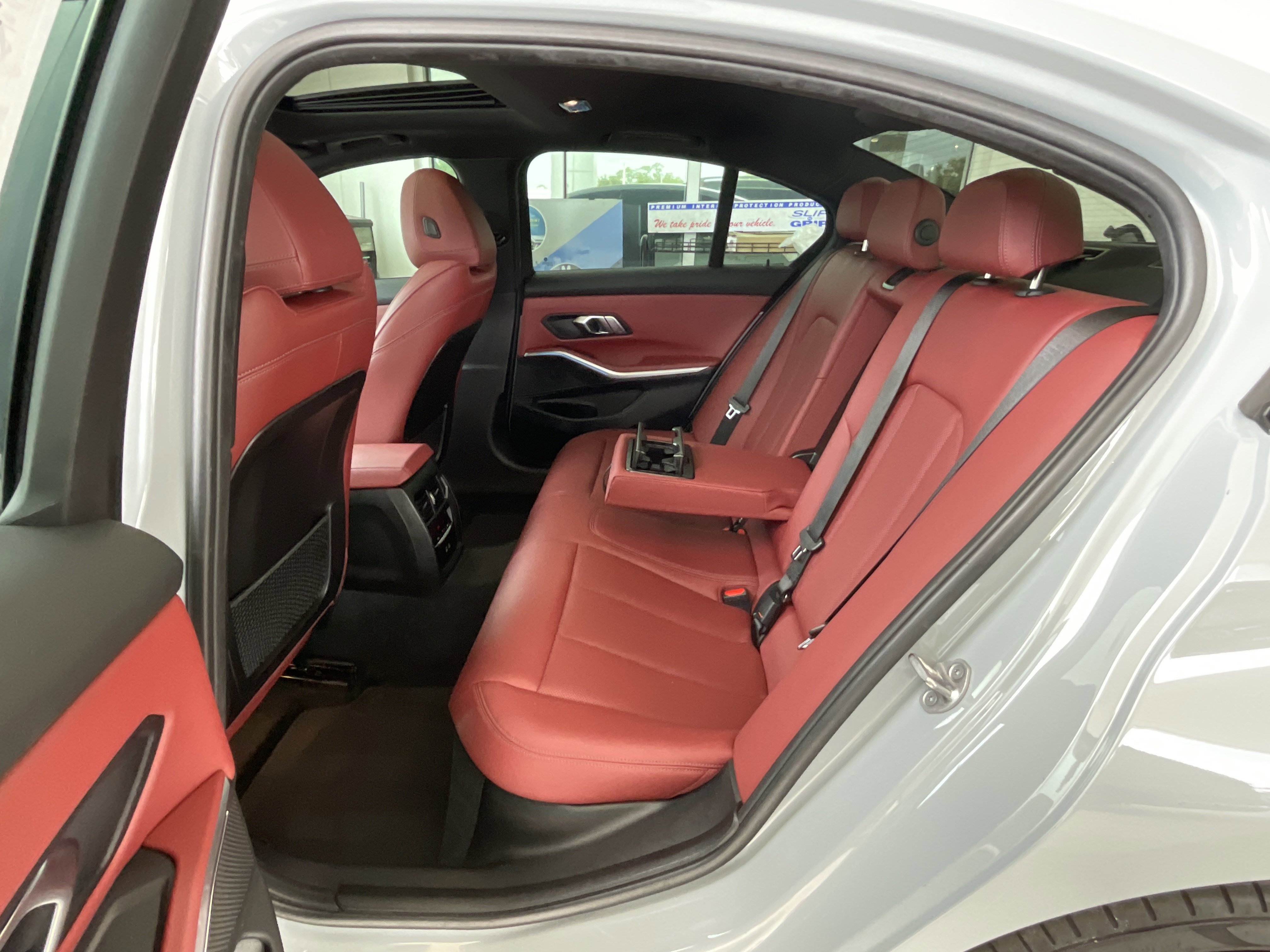 Certified 2023 BMW 330e w/ M Sport Package image 27