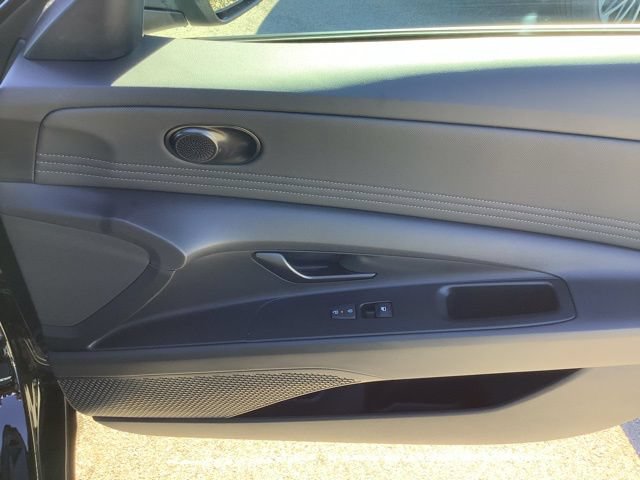 New 2026 Hyundai Elantra Sport FWD image 23