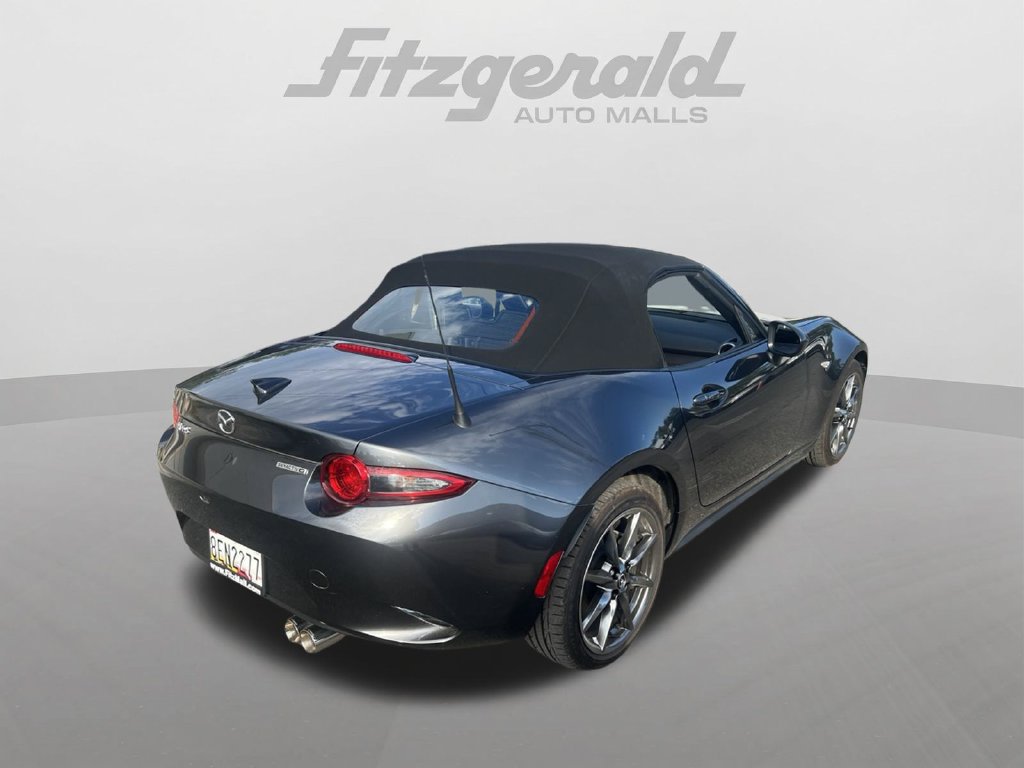 Used 2021 MAZDA MX-5 Miata Grand Touring RWD image 3