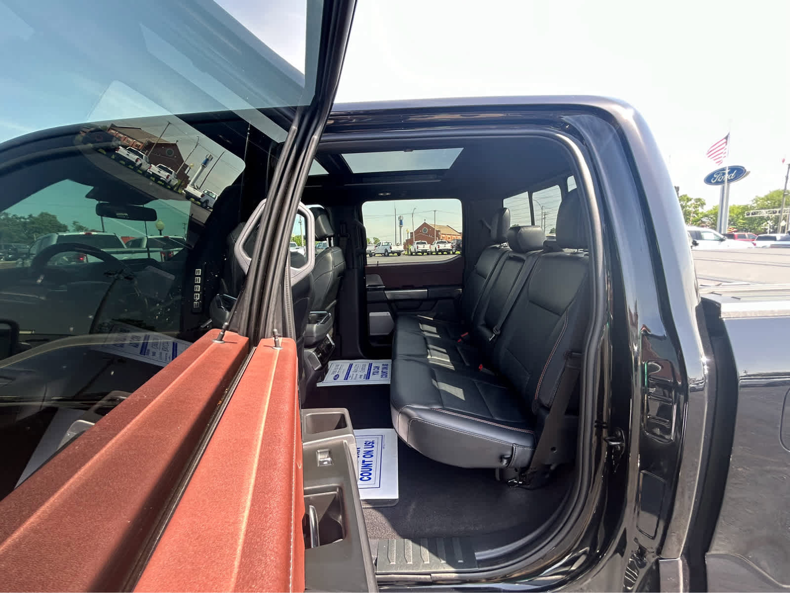 Used 2023 Ford F150 Lariat w/ Equipment Group 502A High AWD/4WD image 11