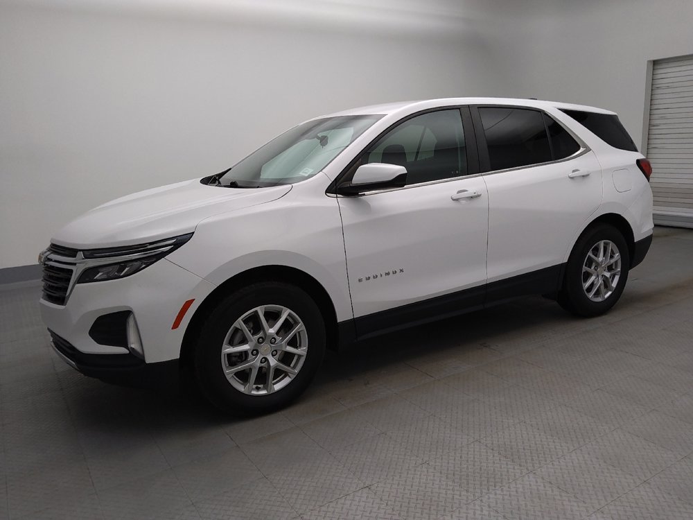 Used 2023 Chevrolet Equinox LT FWD image 2