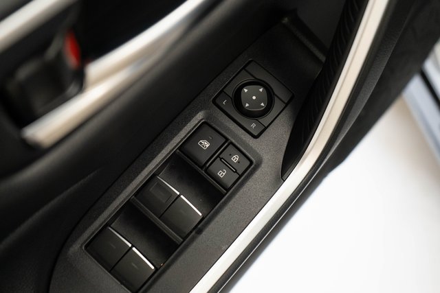 Used 2025 Toyota RAV4 XLE image 14