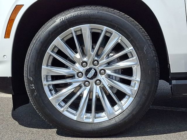 Used 2025 Cadillac Escalade Premium Luxury w/ Touring Package image 8