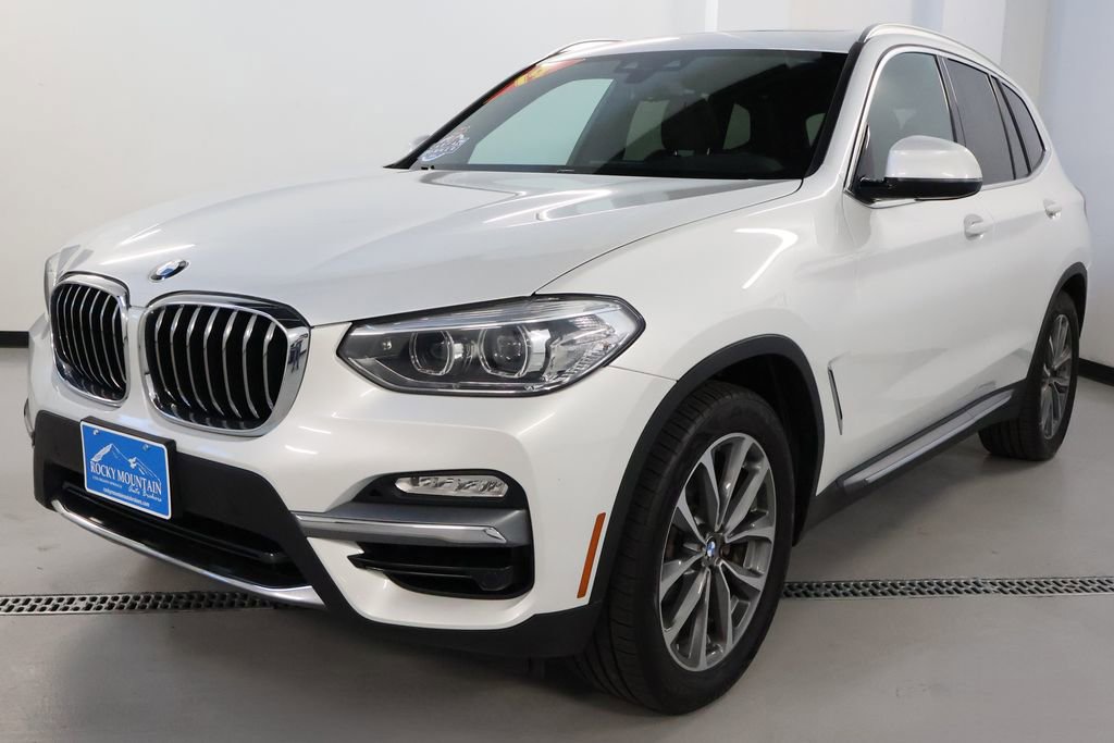 Used 2019 BMW X3 xDrive30i w/ Premium Package AWD/4WD image 3