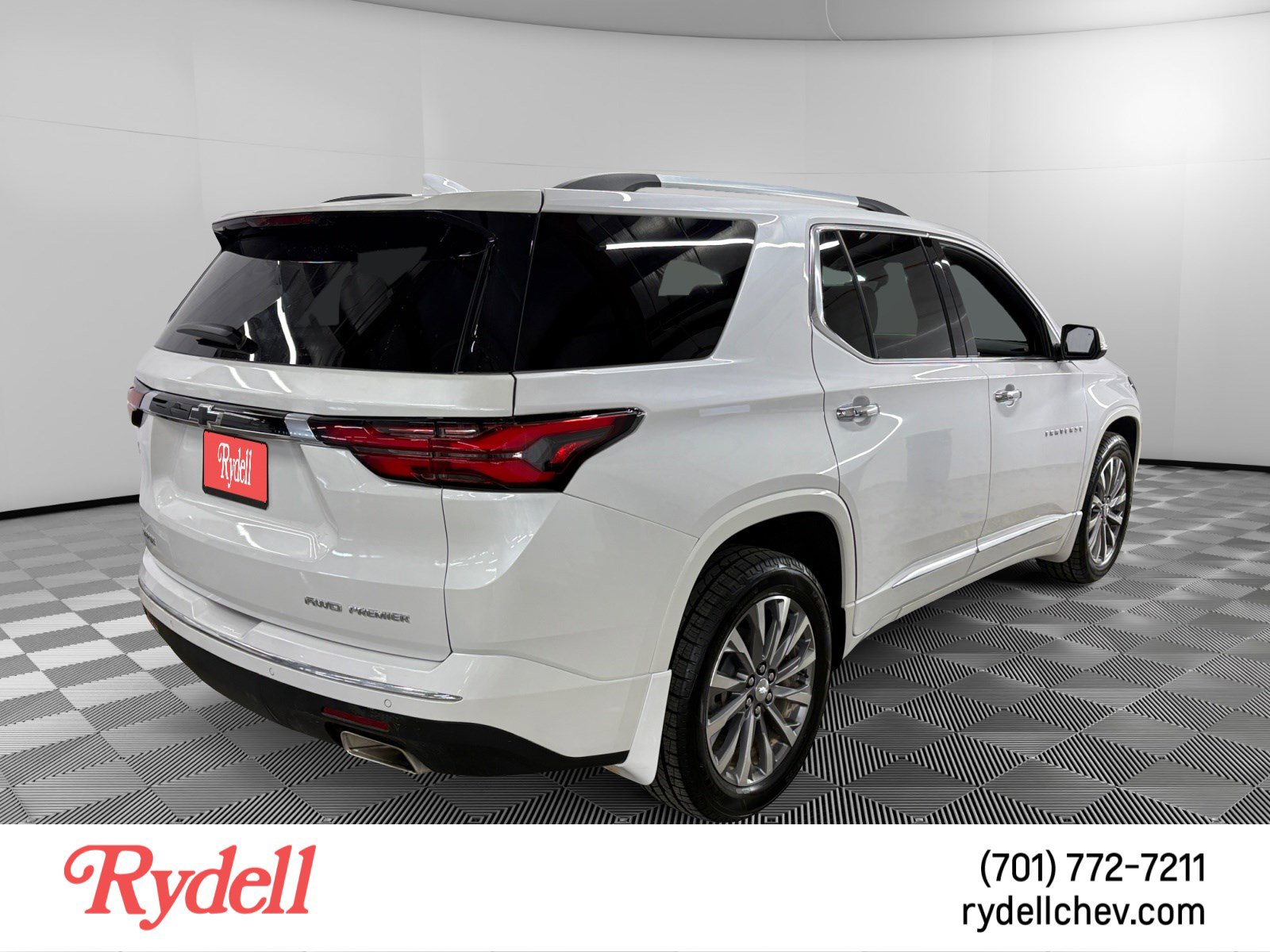 Used 2022 Chevrolet Traverse Premier AWD/4WD image 5
