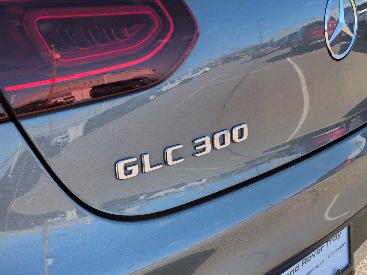 Used 2022 Mercedes-Benz GLC 300 4MATIC Coupe image 12