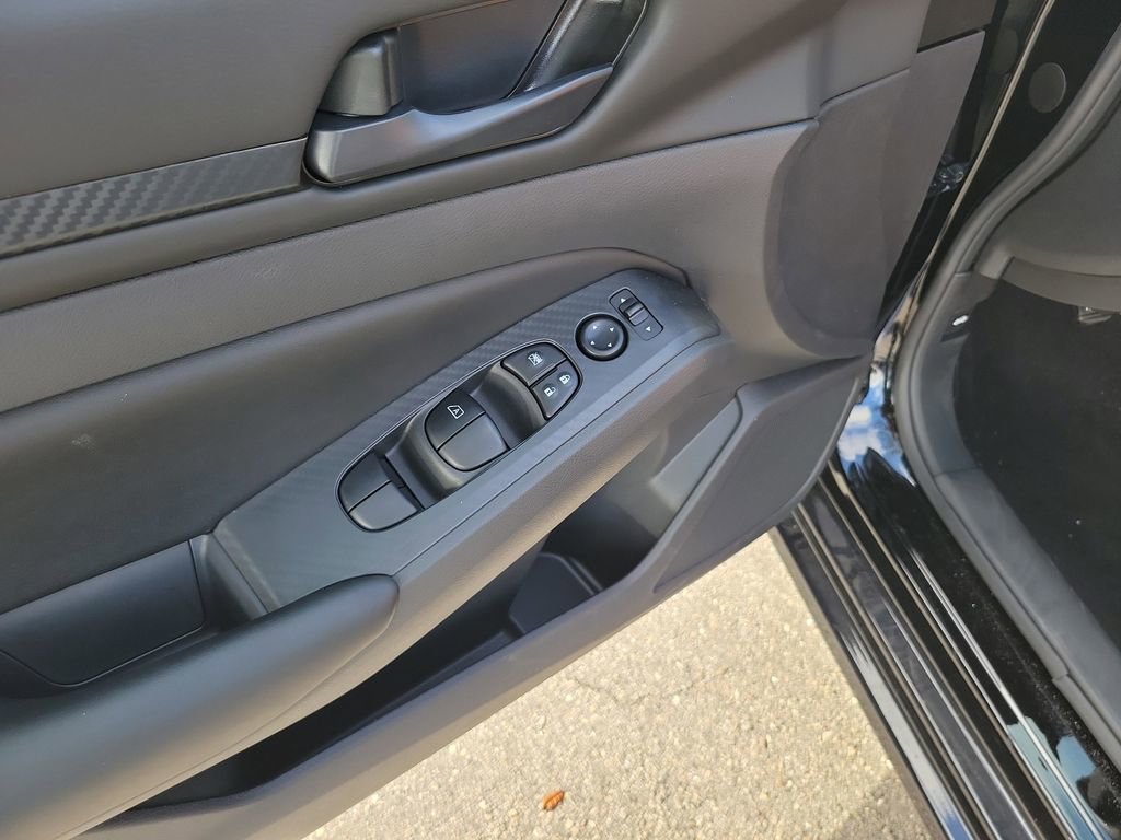 Certified 2025 Nissan Altima 2.5 S image 16