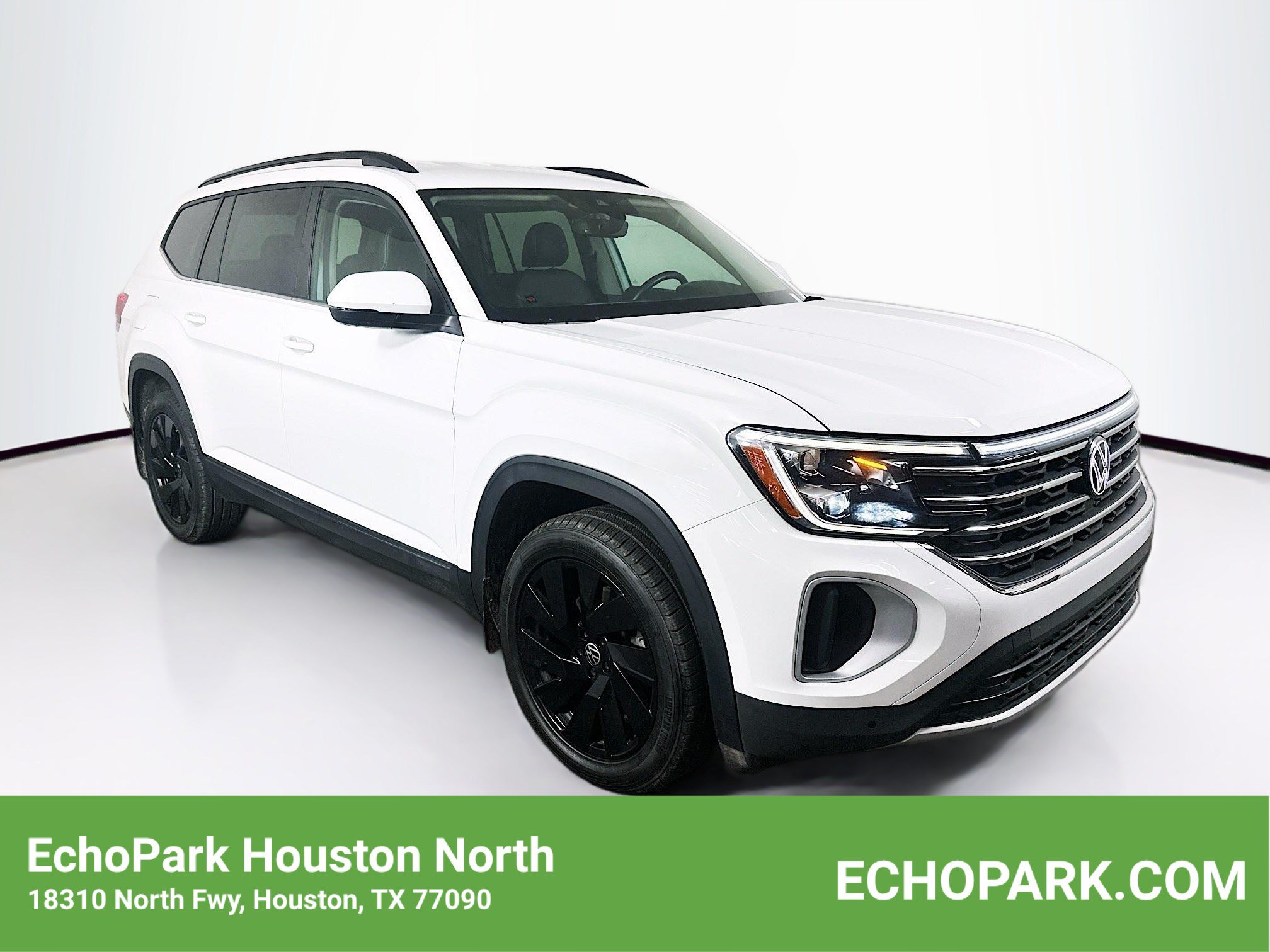 Used 2024 Volkswagen Atlas SE w/ Black Wheel Package FWD video 1