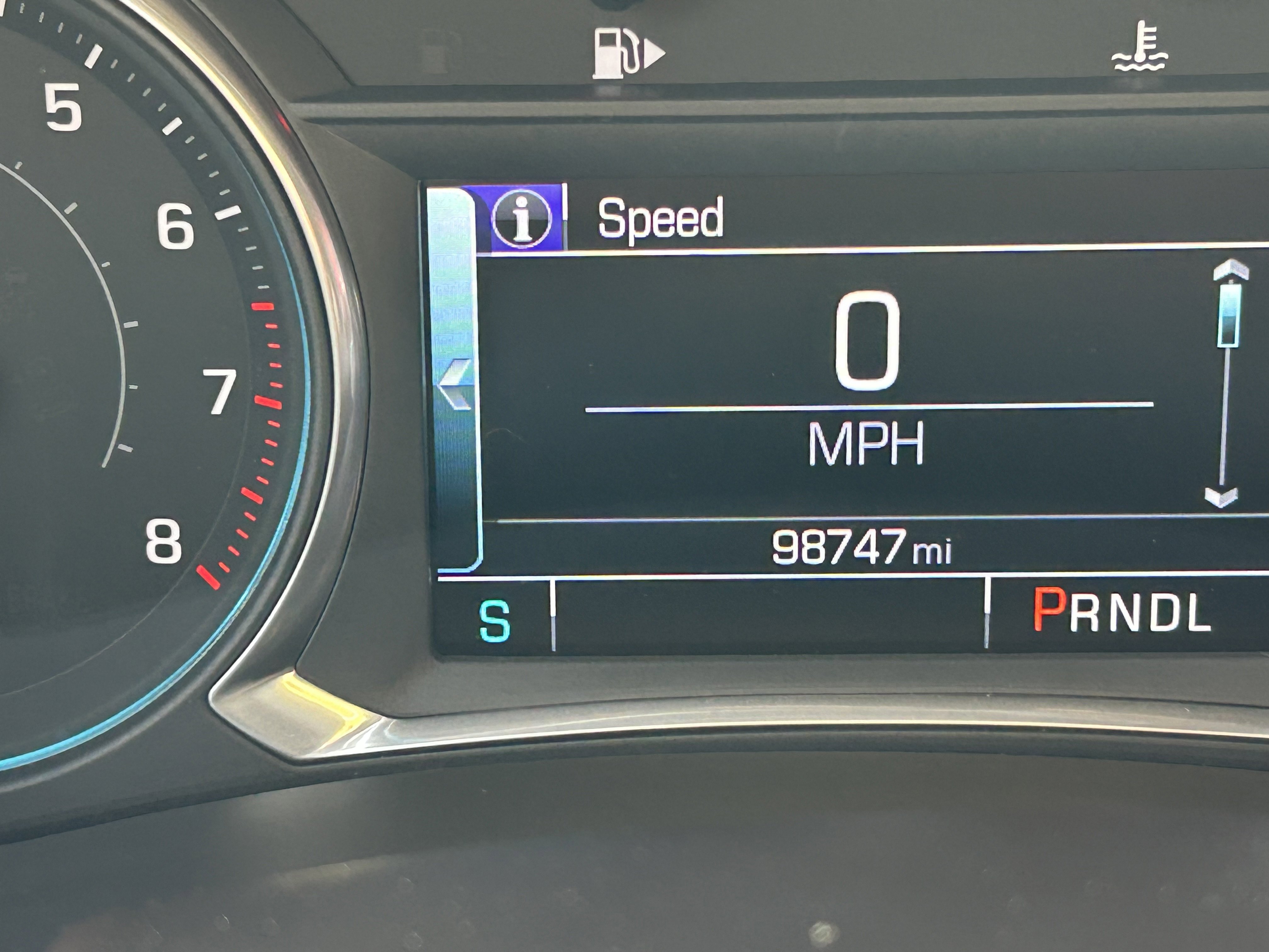 Used 2016 Chevrolet Malibu LT image 10