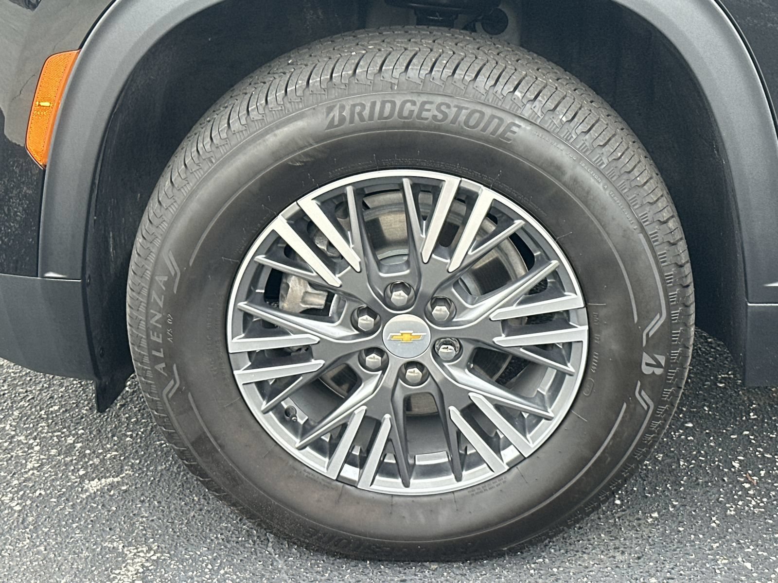 Used 2026 Chevrolet Traverse LT w/ Driver Confidence Package FWD image 13