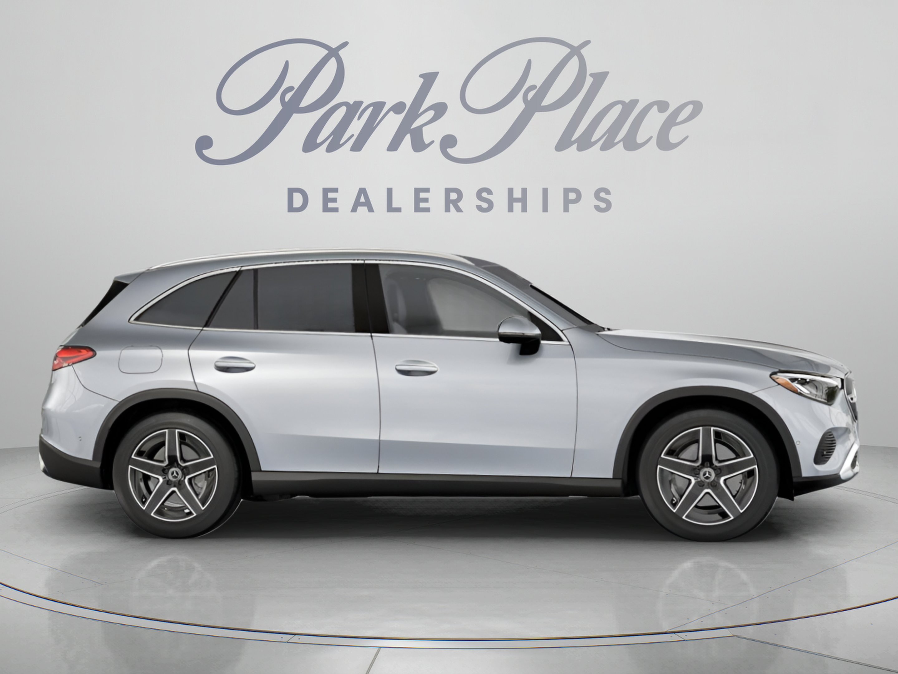 Used 2026 Mercedes-Benz GLC 300 image 28