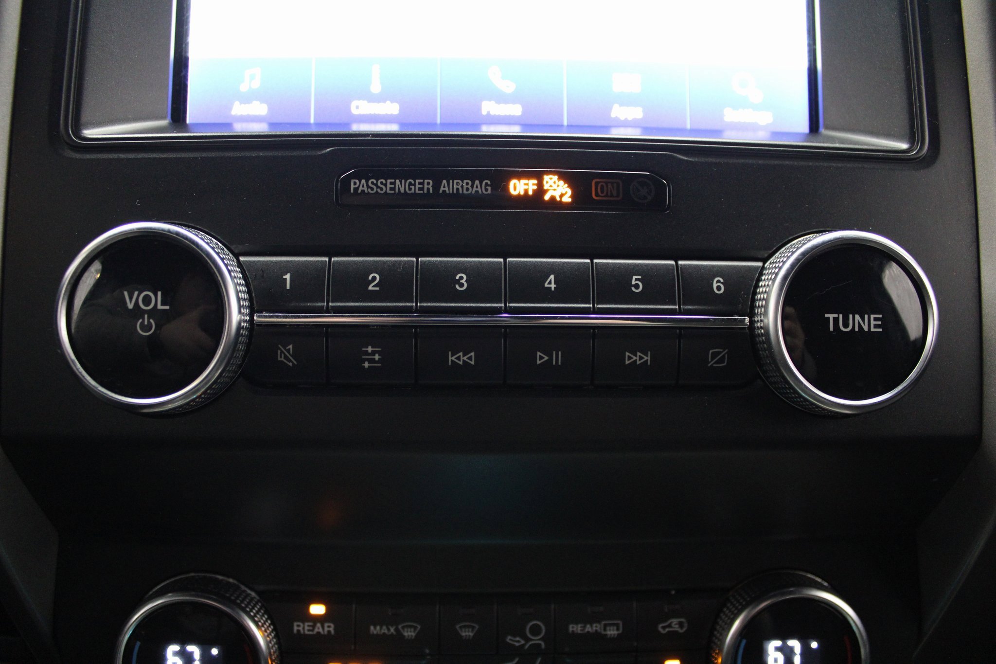 Used 2020 Ford Expedition XLT image 43