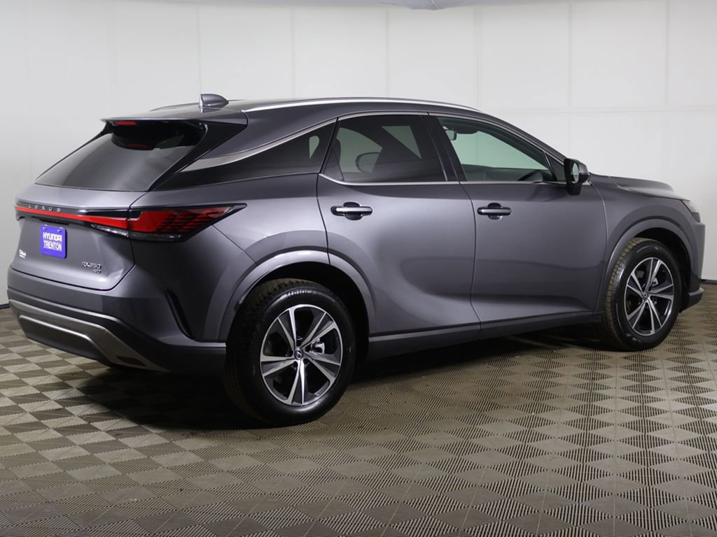 Used 2023 Lexus RX 350 Premium w/ Accessory Package (Z1) AWD/4WD image 10