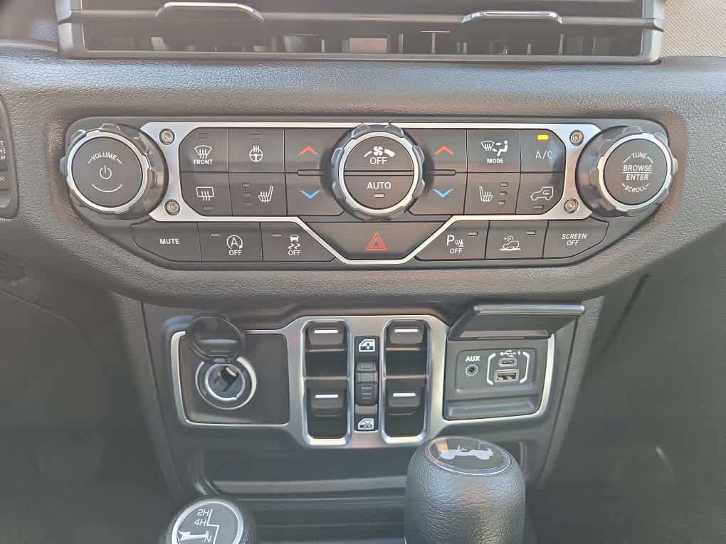 Used 2026 Jeep Wrangler Unlimited Sport AWD/4WD image 25