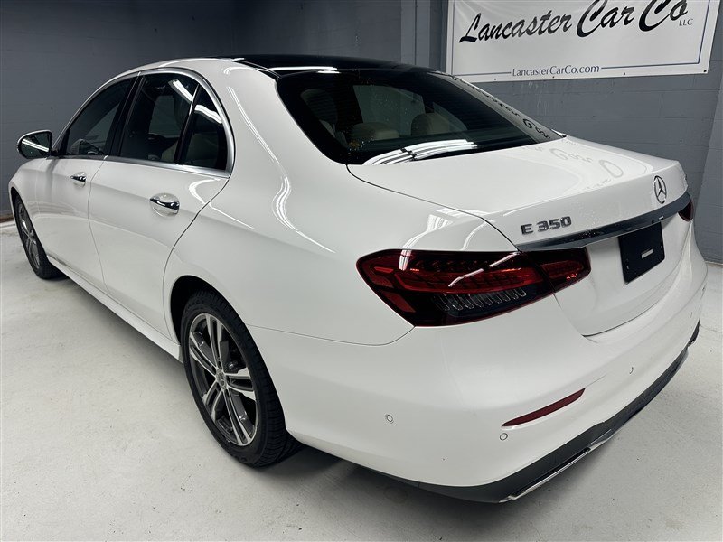 Used 2023 Mercedes-Benz E 350 4MATIC Sedan image 4