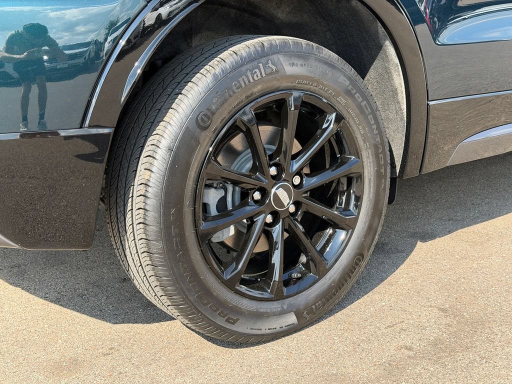 Used 2024 Cadillac XT4 Sport AWD/4WD image 20