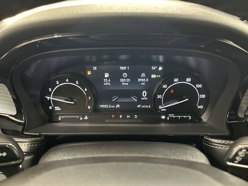 Used 2022 Lincoln Corsair Standard w/ Premium Package image 15