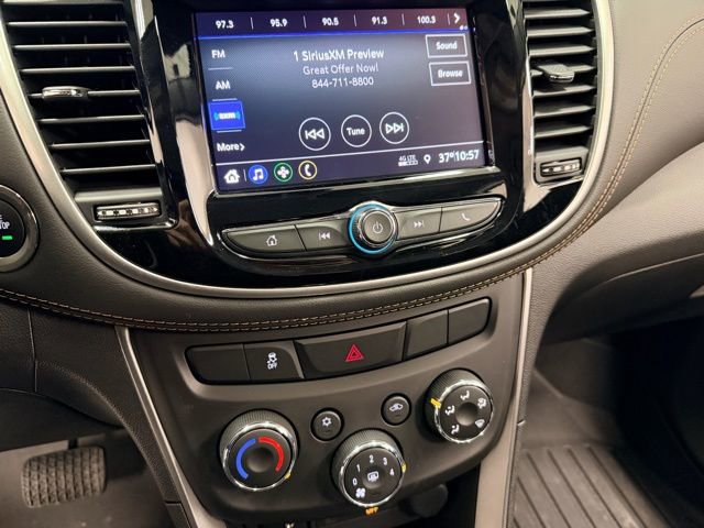 Certified 2020 Chevrolet Trax LT w/ LT Convenience Package image 13