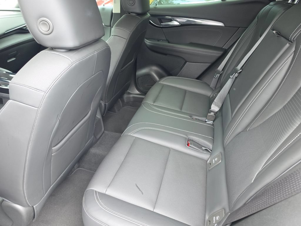 Used 2024 Buick Envision Preferred AWD/4WD image 16