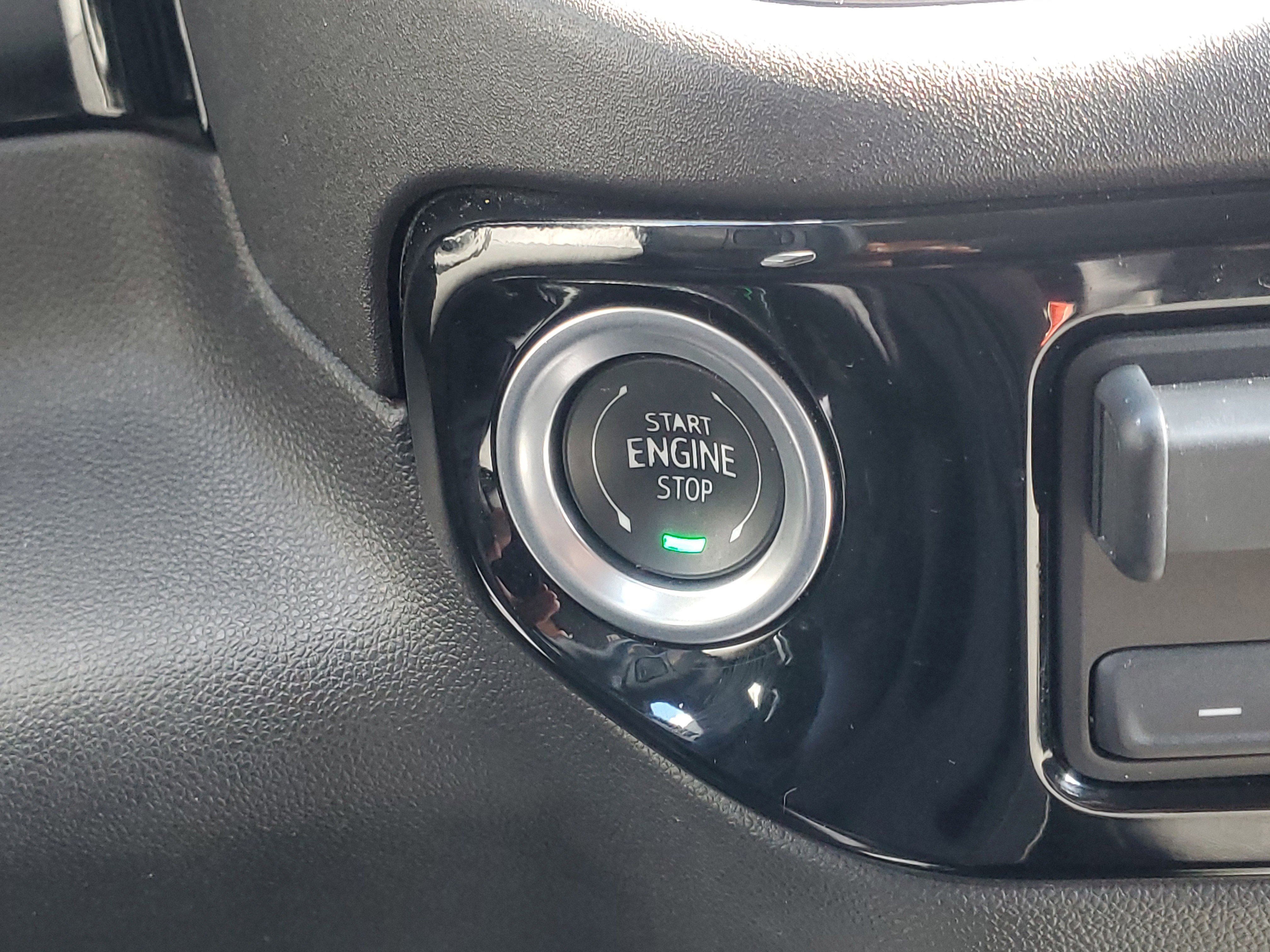 Used 2025 Chevrolet Silverado 1500 LT image 28