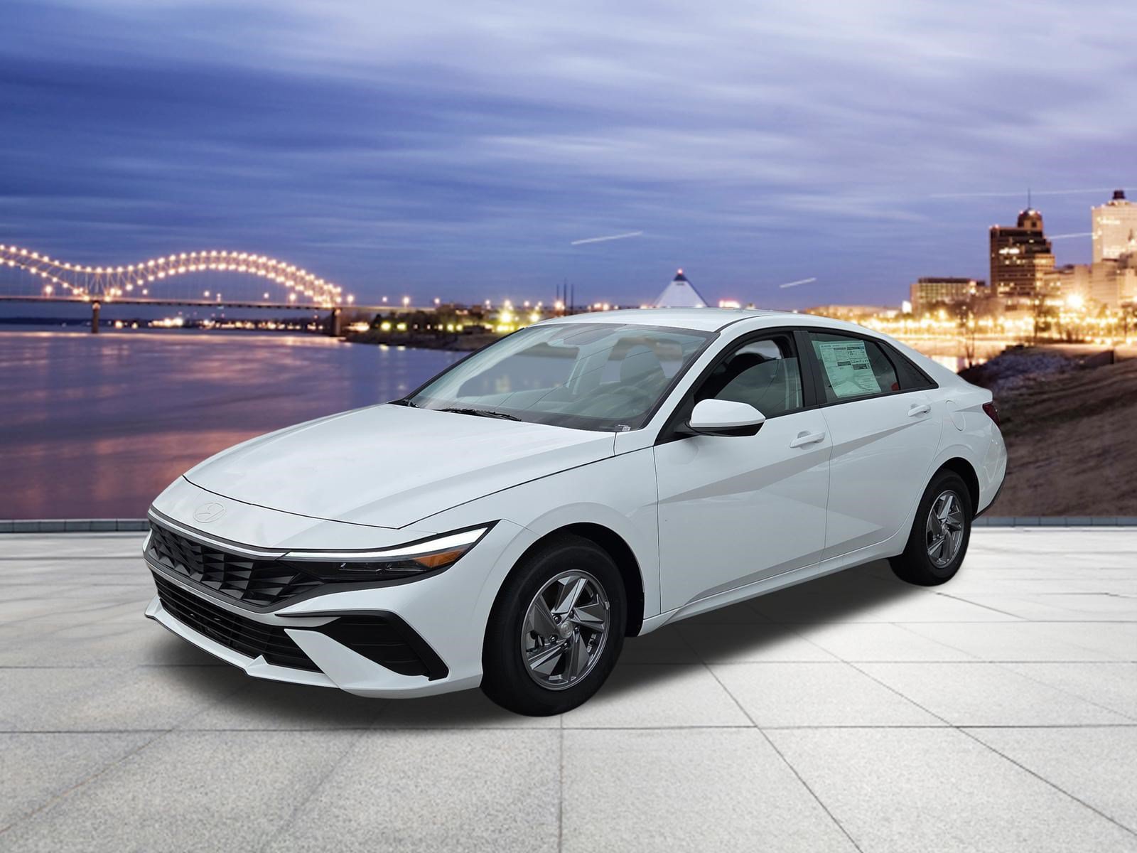 New 2026 Hyundai Elantra SE FWD image 1