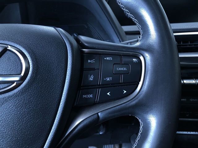 Used 2020 Lexus UX 250h w/ Premium Package image 18